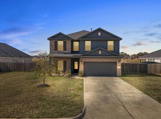 297 Twin Lakes Blvd, West Columbia, TX 77486