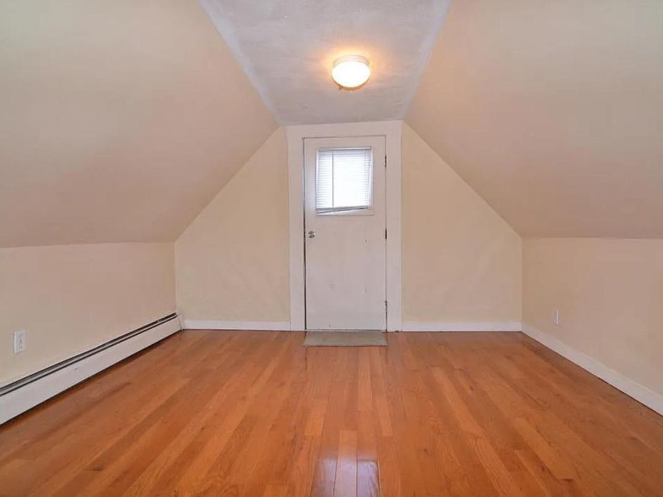 2nd image of 4404 Gulfway Dr #527