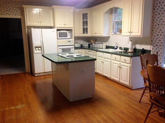4th image of 831 Woodberry Dr