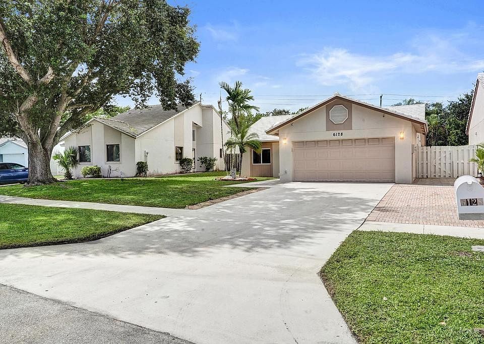1st image of 6128 Strawberry Lakes Circle