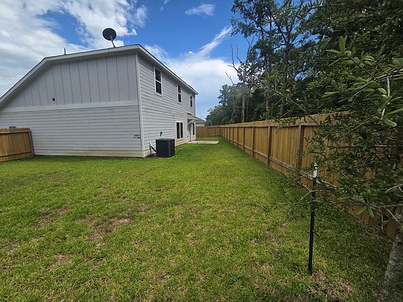 4th image of 10356 Sweetwater Creek Dr