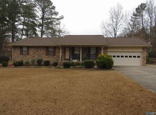 133 Brentwood Dr, Gadsden, AL 35901