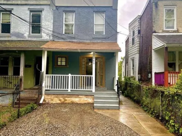 205 Damons Ln, Darby, PA 19023