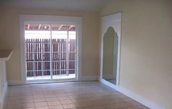 5th image of 1019 Port Aransas Dr #D