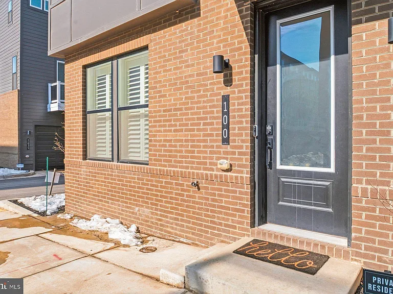 100 Glass Ln — Photo 35