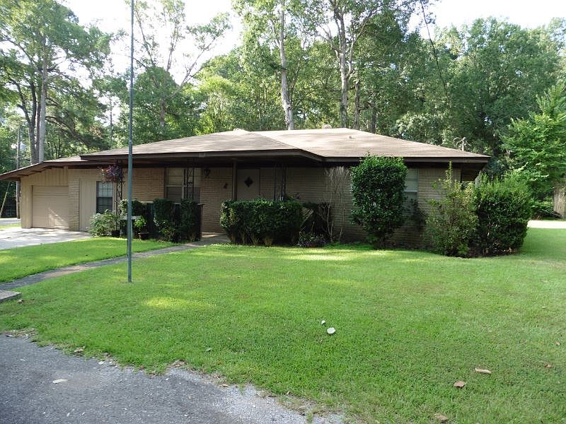 1st image of 317 Lighthouse Dr N
