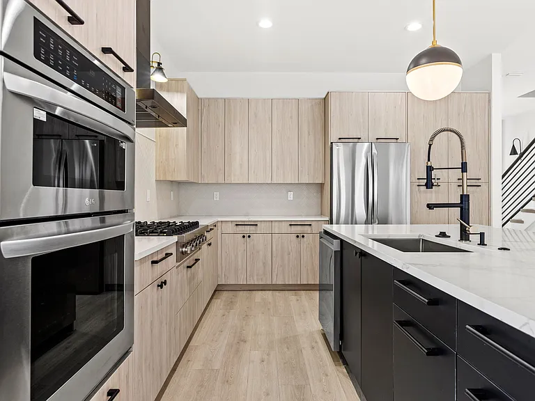 101 E Euclid Ave #1 — Photo 16