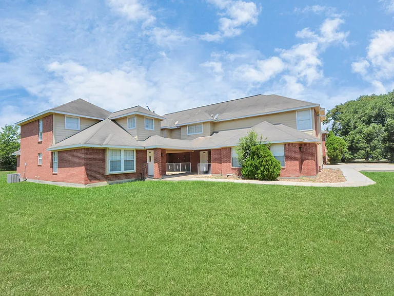 Wide open spaces. No private yard