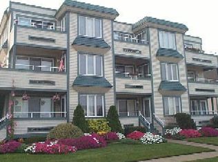 1719 Ocean Dr APT 3, Avalon, NJ 08202