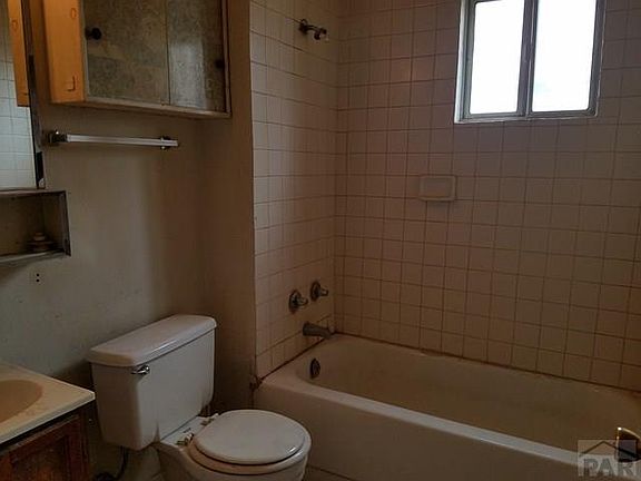 5th image of 203 S 7th St