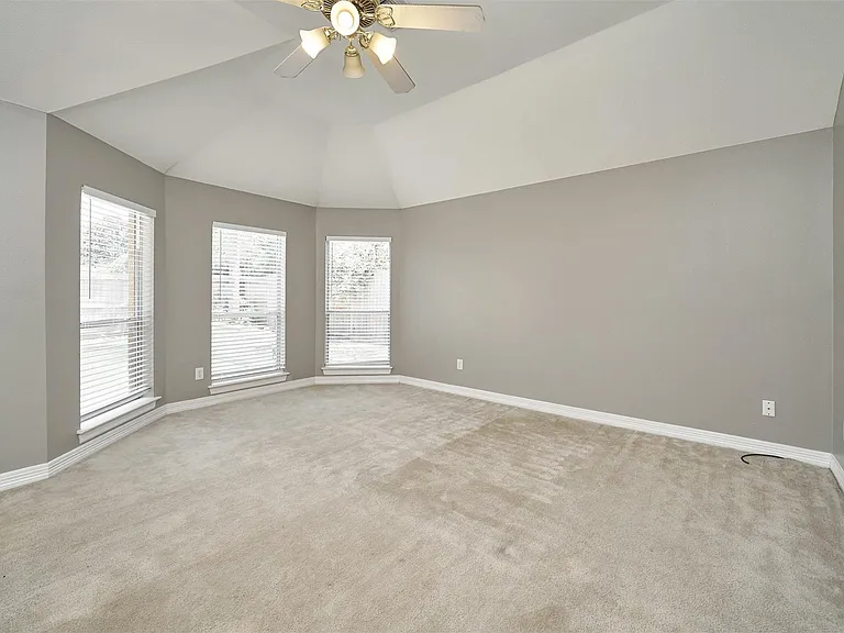 314 Shore Breeze Ln — Photo 29