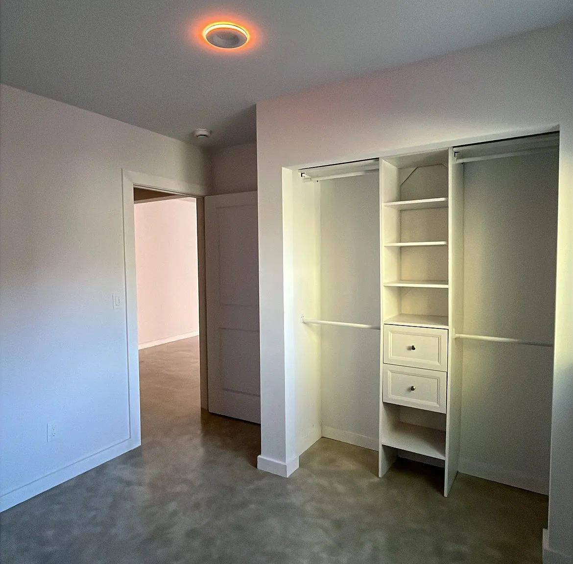 1 bed, 550 sqft, $2,425 — Photo 3