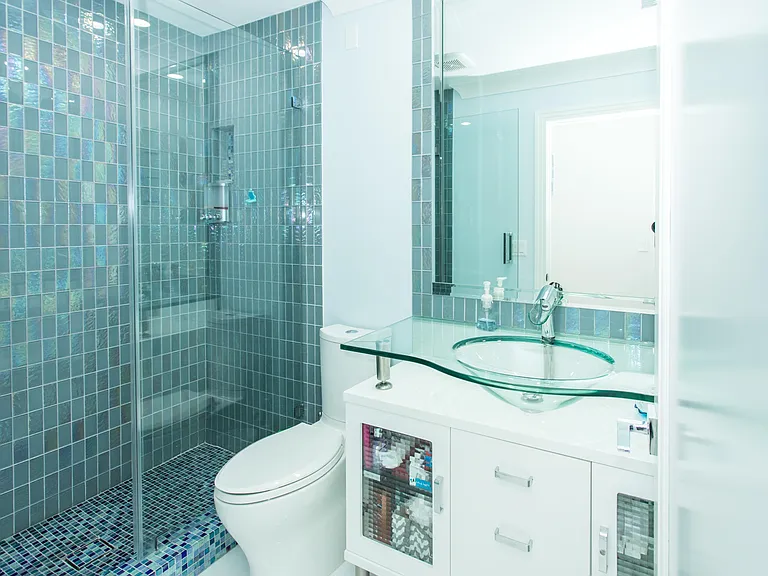 324 N Lake Dr — Photo 23
