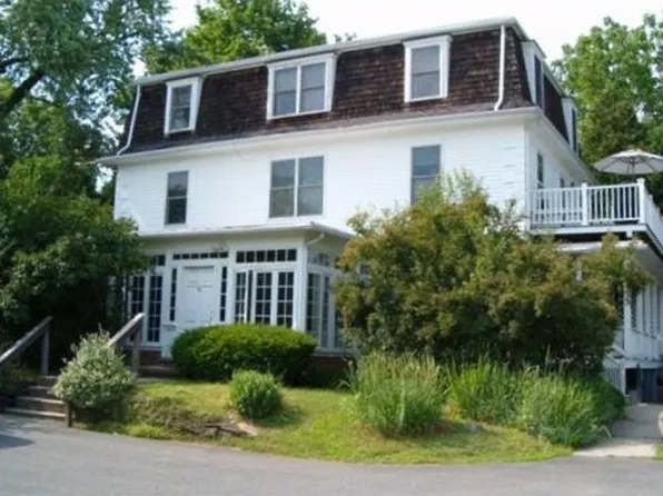 95 E Pleasant St #7, Amherst, MA 01002
