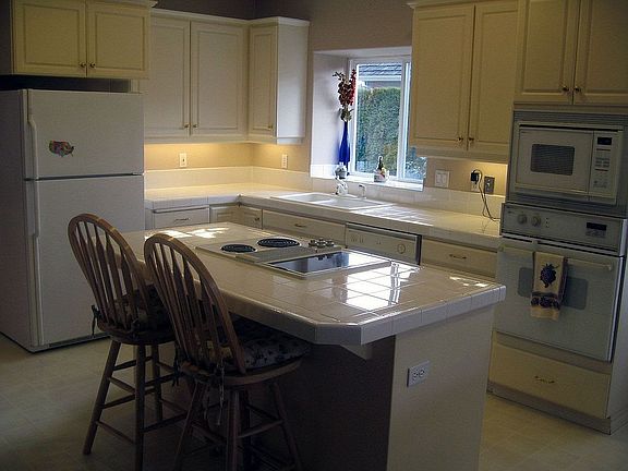 Cooking Island in Kitchen