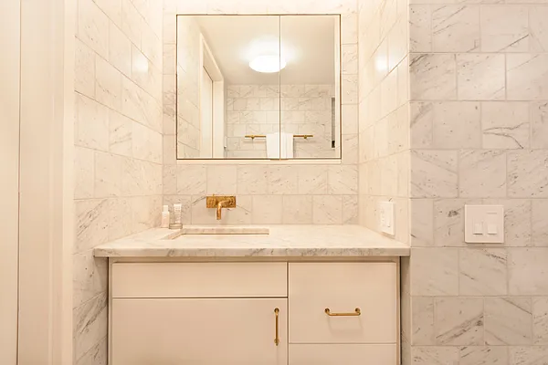 Rented by Compass | media 6