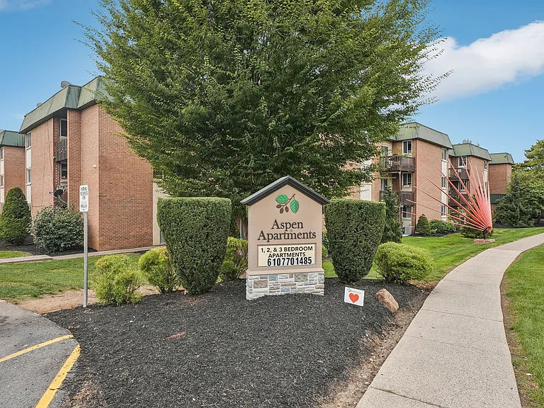 Aspen Apartments — Photo 47