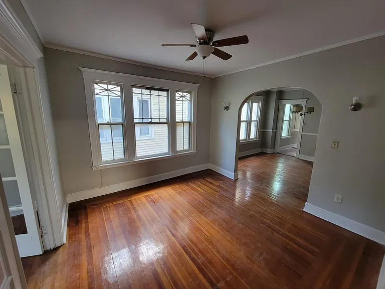 504 Winthrop Ave #2 — Photo 4