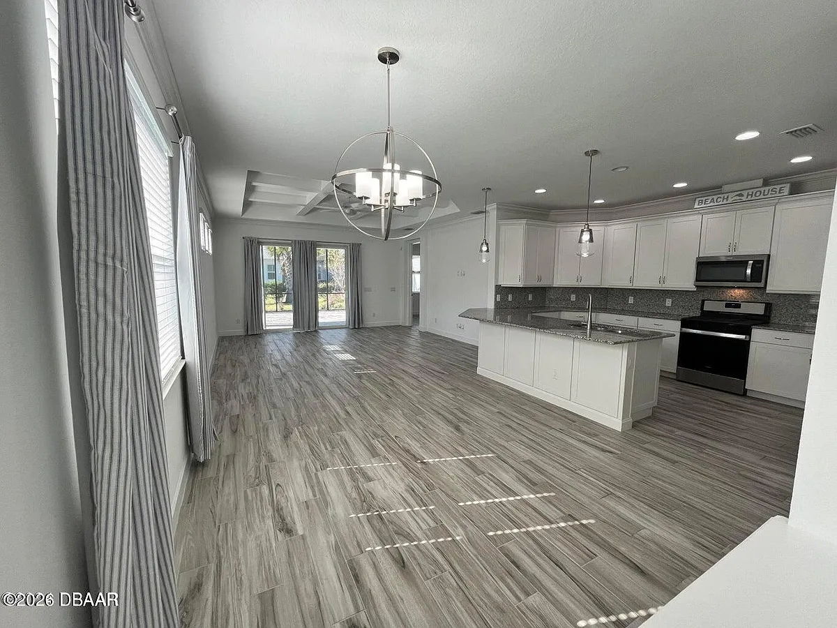 Building Photo - 534 Margaritaville Ave