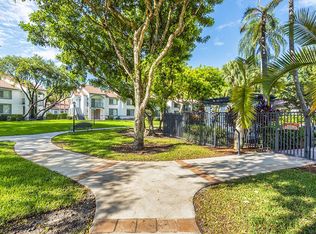 The Stratford, Miami, FL 33186