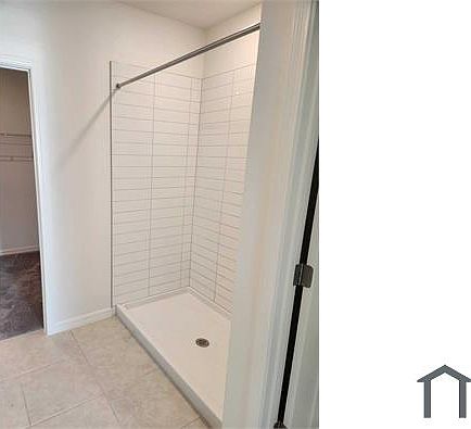 4th image of 15718 Miller Creek Dr