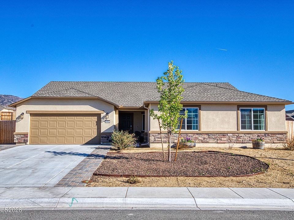 1st image of 576 Pine Creek Cir