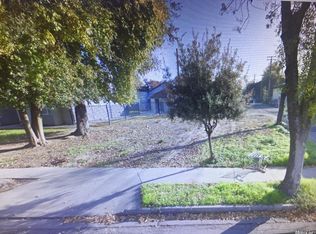 530 James St, Modesto, CA 95354