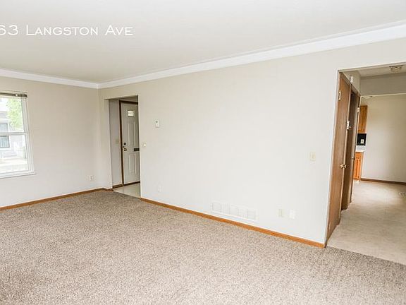 5th image of 3663 Forest Ave