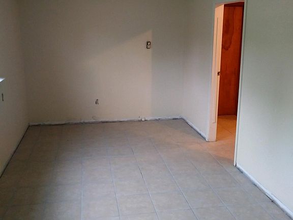3rd image of 520 Alta Ave APT C