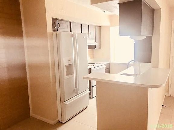 5th image of 1505 Barcelona Way