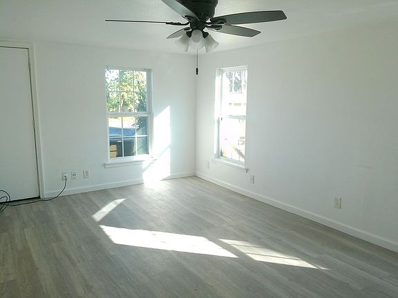 5th image of 801 S Alameda St #A