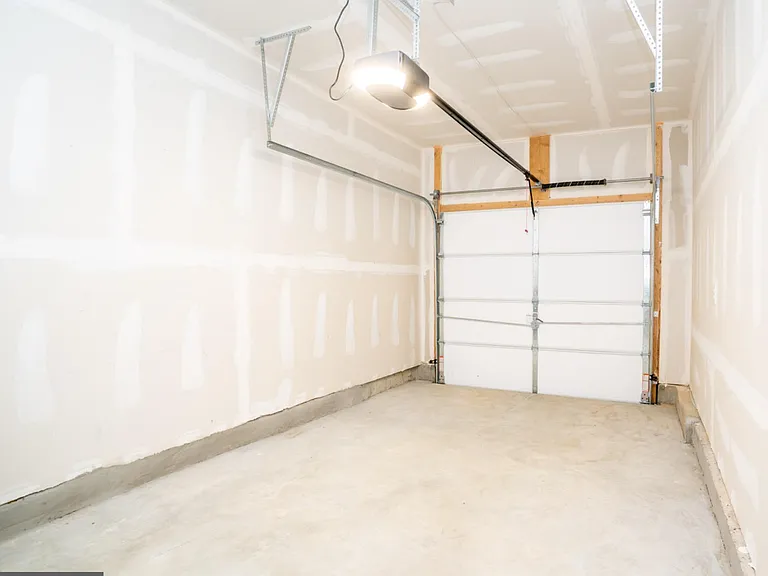 172 Mazzeo Dr — Photo 23