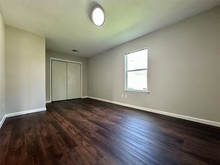 8607 Heather Bluff Ct — Photo 20