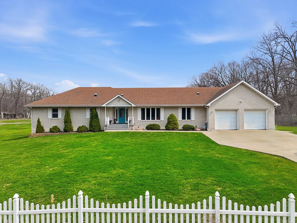 1st image of 1251 N Mineral Springs Rd