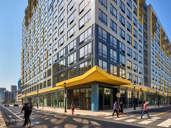1500 Hamilton St #527