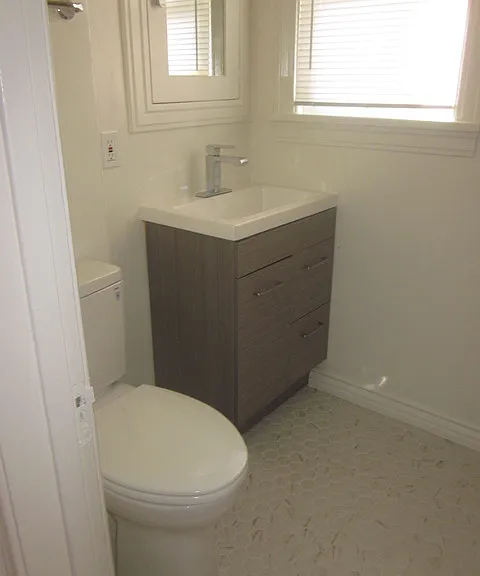 808 N Detroit St #806 — Photo 11