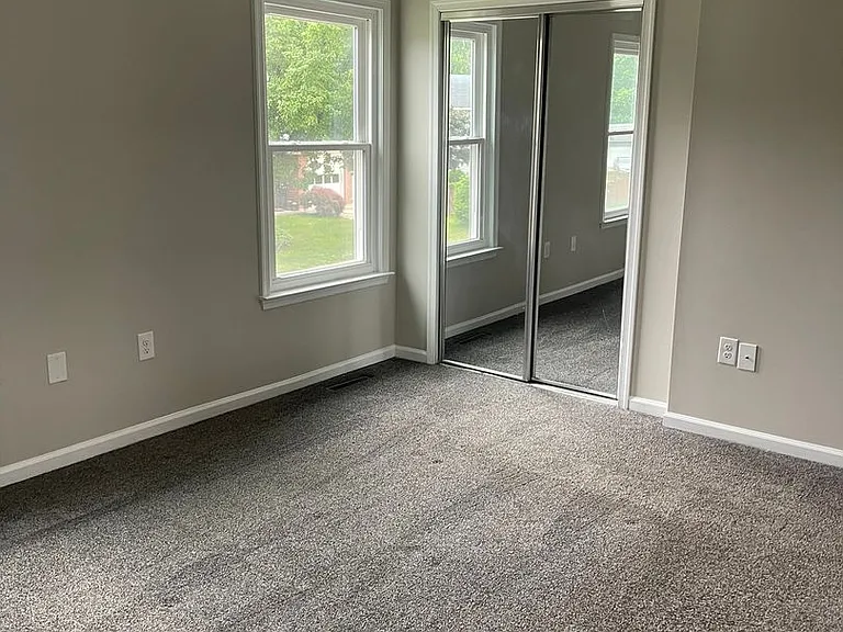 35 Honeysuckle Dr — Photo 33