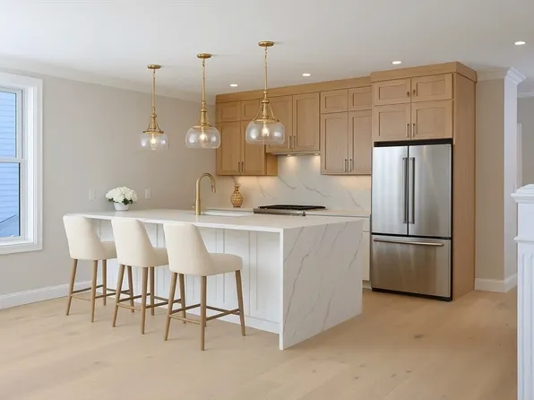 45 Chickatawbut St #1, Dorchester, MA 02122