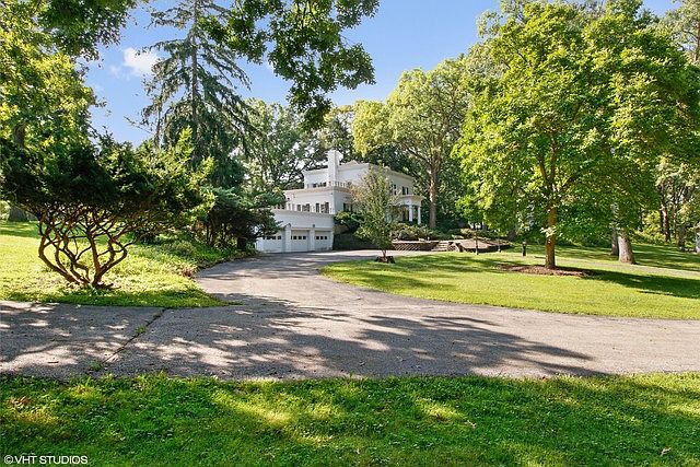 1st image of 2249 Highland Park Dr