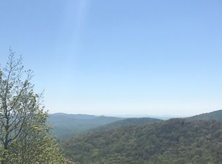 185 Swiss Ln, Sugar Mountain, NC 28604