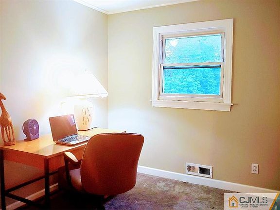 2nd image of 1328 Yurgel Dr