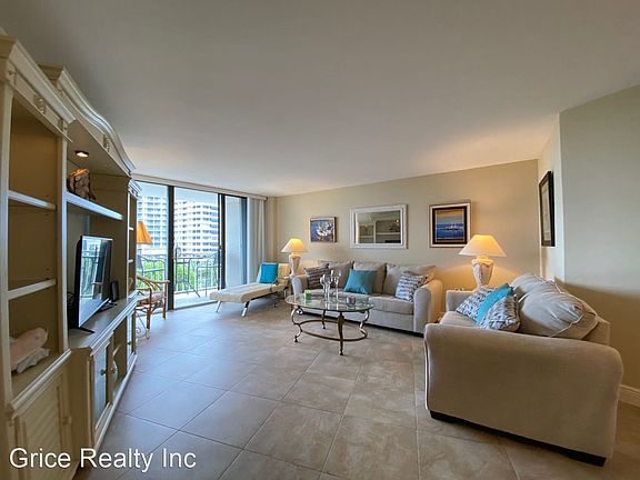 5th image of 320 Seaview Ct APT 1508
