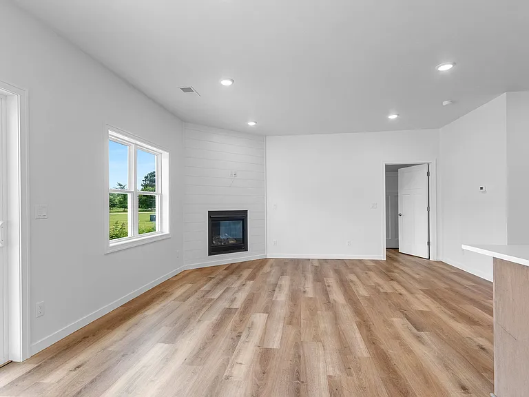 2718 Saffron Pl — Photo 10