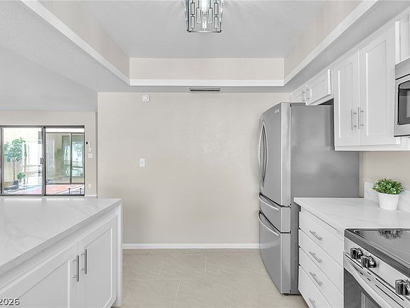 5th image of 4214 Whippoorwill Cir