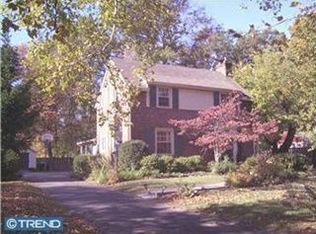413 E Country Club Ln, Wallingford, PA 19086