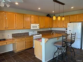 28600 Grandview Drive - 1 — Photo 3