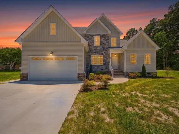 403 Pointe Vista Dr, Elizabeth City, NC 27909