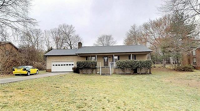 1st image of 1425 32nd Street Ct NE