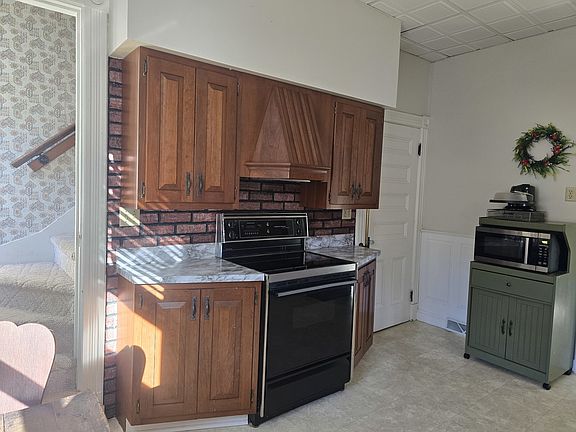 5th image of 230 Fort Edwards Dr
