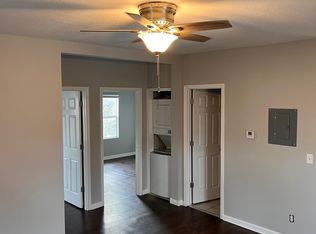 238 S 4th St, Salina, KS 67401